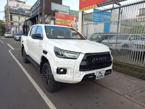 Toyota Hilux 2023 Pickup (Used)