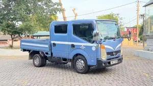Nissan Altas 2004 Crew Cab (Used)