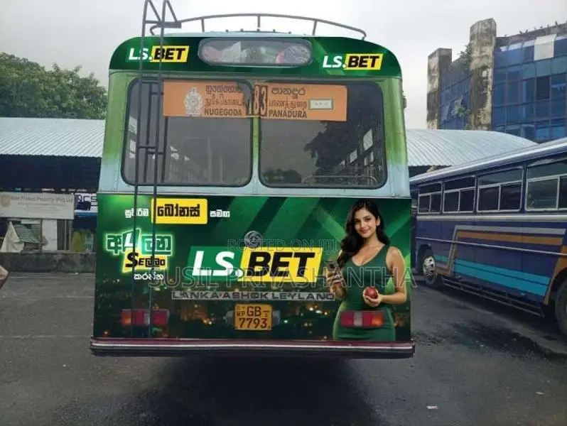 Ashok-Leyland Leyland 2000 Bus (Used)