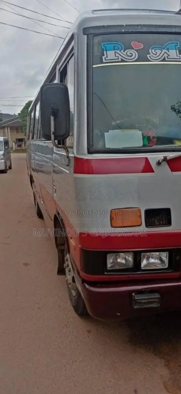 Isuzu Journey 1980 Bus (Used)