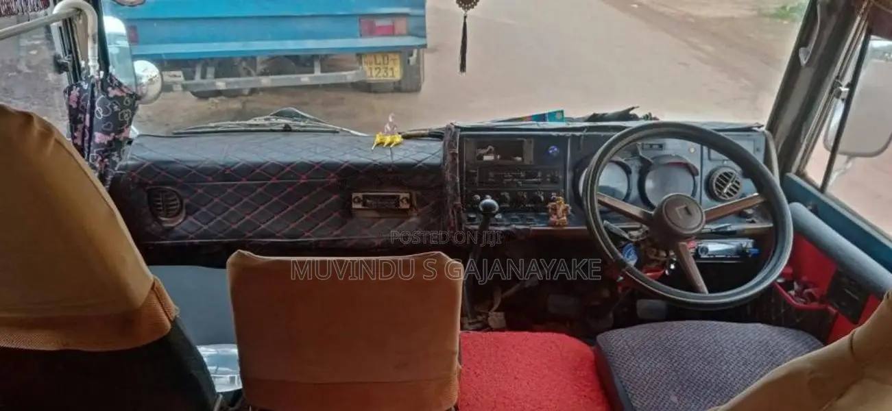 Isuzu Journey 1980 Bus (Used)