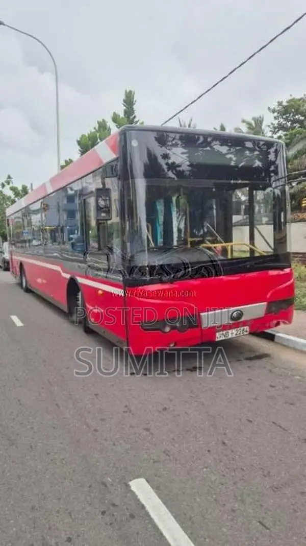 Micro YUTONE 2012 Bus (Used)