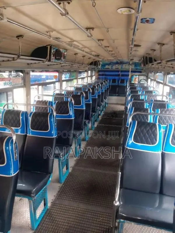 Ashok-Leyland Leyland 2010 Bus (Used)