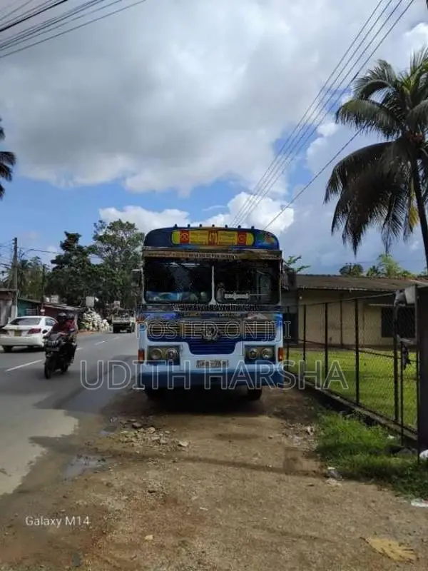 Ashok-Leyland Hino Power 2003 Bus (Used)