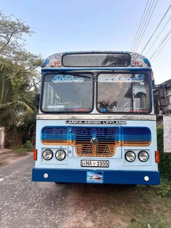 Ashok-Leyland Leyland 2006 Bus (Used)