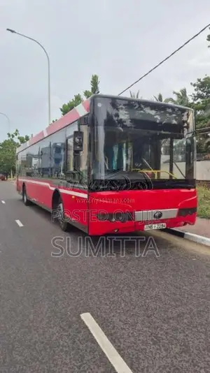 Micro YUTONE 2012 Bus (Used)