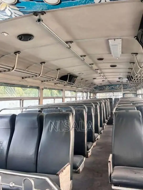 Ashok-Leyland Leyland 2006 Bus (Used)
