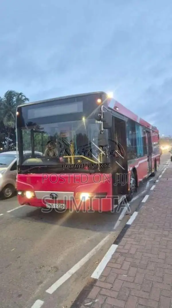 Micro YUTONE 2012 Bus (Used)