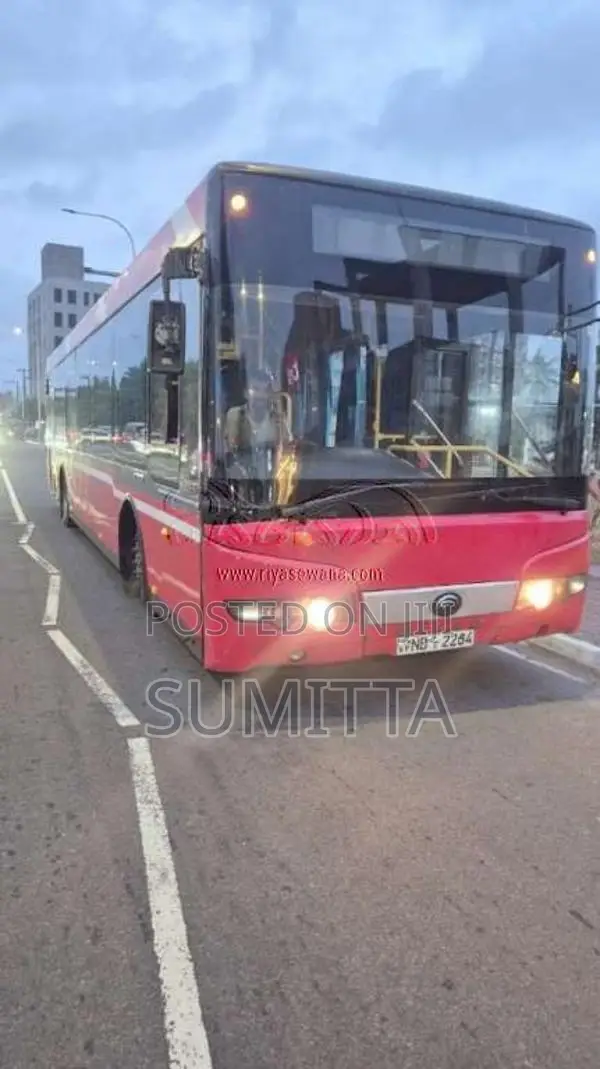 Micro YUTONE 2012 Bus (Used)
