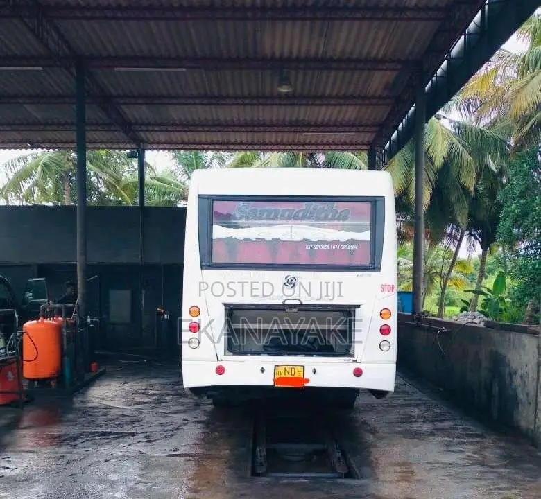Ashok-Leyland MITR 2018 Bus (Used)