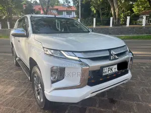 Mitsubishi L200 2020 Pickup (Used)