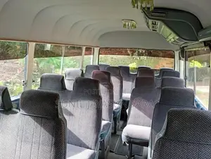 Isuzu Journey 1990 Bus (Used)