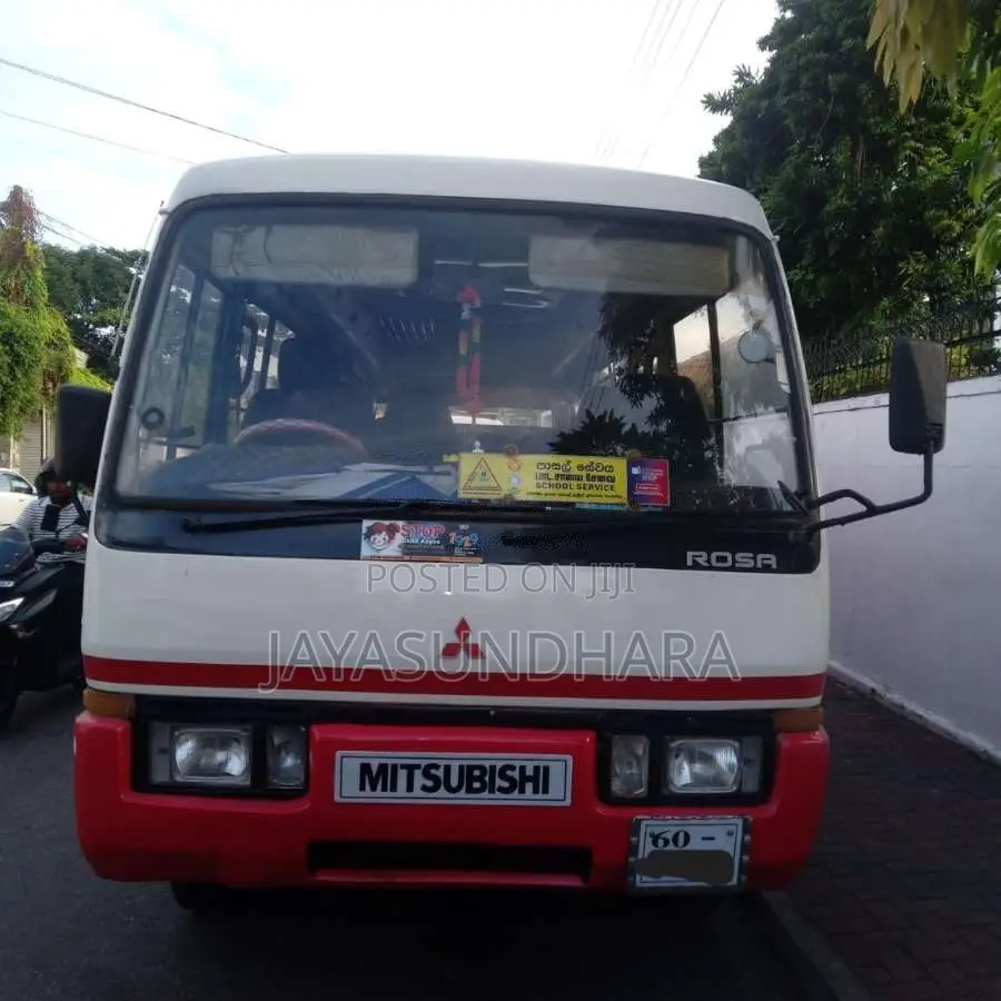 Mitsubishi Baby Rosa 1986 Bus (Used)