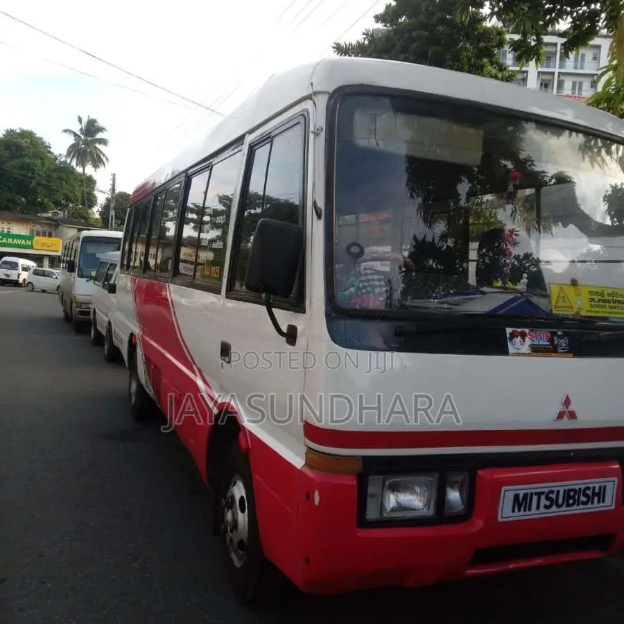 Mitsubishi Baby Rosa 1986 Bus (Used)