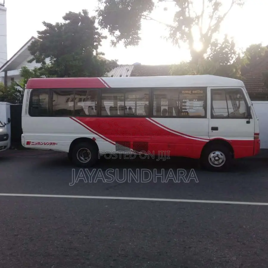 Mitsubishi Baby Rosa 1986 Bus (Used)