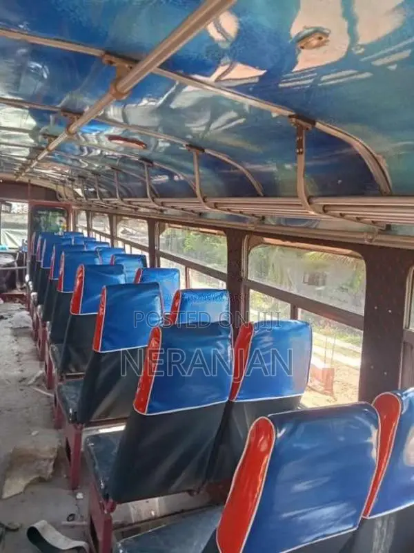 Ashok-Leyland Viking 2005 Bus (Used)