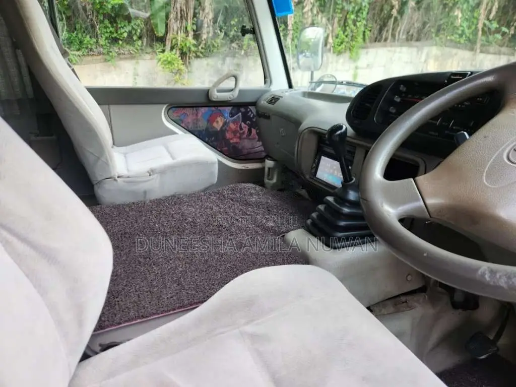 Toyota Coaster 2006 Bus (Used)