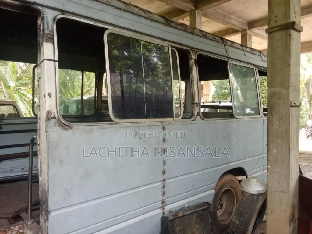 Toyota Coaster 1983 Bus (Used)