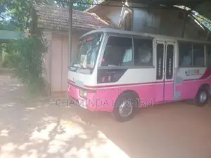 Mitsubishi Baby Rosa 1988 Bus (Used)