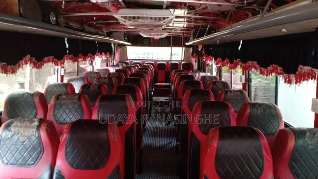 Tata Star 2010 Bus (Used)