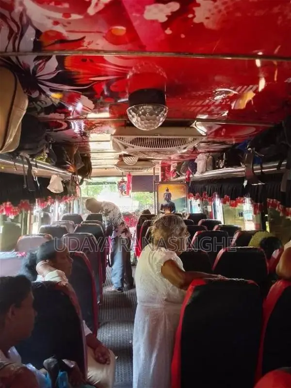 Tata Star 2010 Bus (Used)