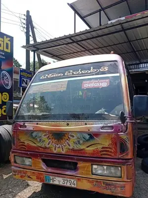 Eicher Eicher 2003 Bus (Used)