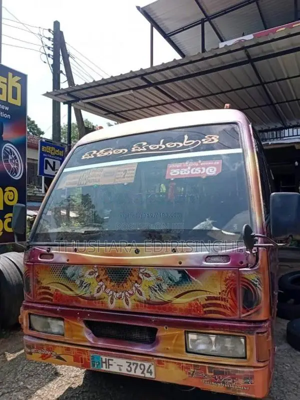 Eicher Eicher 2003 Bus (Used)