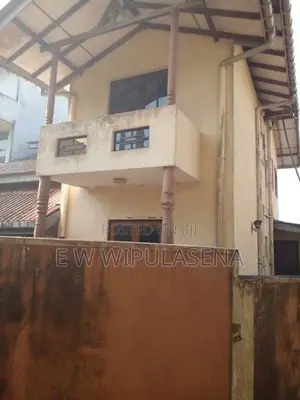 2 STORIES HOURS for SALE in Weeramawatha