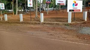 Land for Sale in Kandana Limit Walking Distance to Main Bus Route