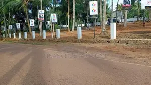 Land for Sale in Kandana Dolahena Road Luxury