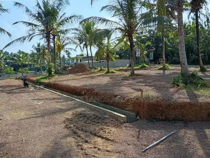 Land for Sale in Close to Kahathuduwa Highwey