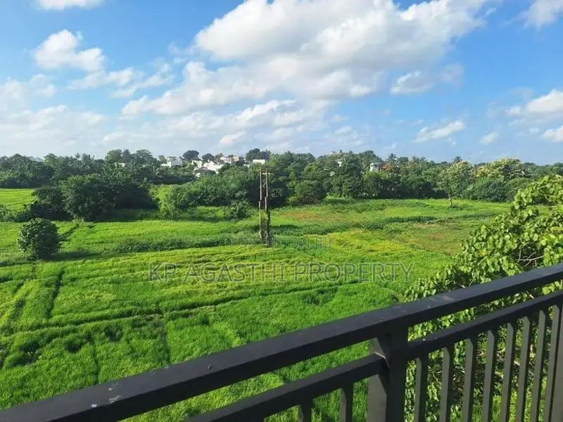 Boralesgamuwa Luxury House for Sale