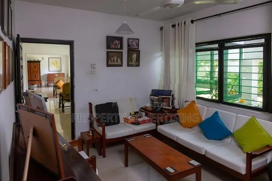 Nawala Luxury House for Sale