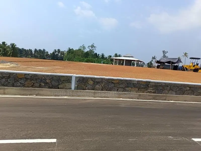 Land for Sale in Homagama Kiriwaththuduwa