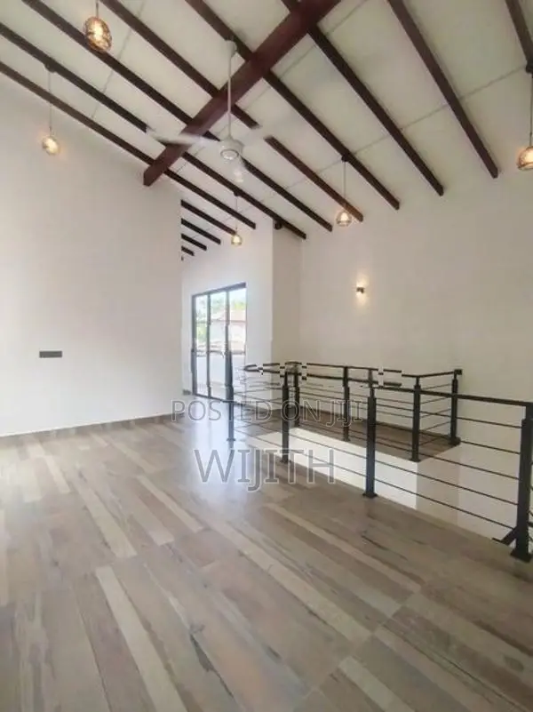 ARCHITECT DESIGNED MODERN TWO STOREY HOUSE FOR SALE IN KOTTAWA