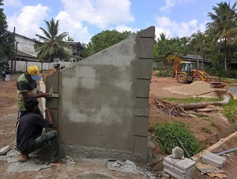 Land for Sale in Close to Kahathuduwa Highwey