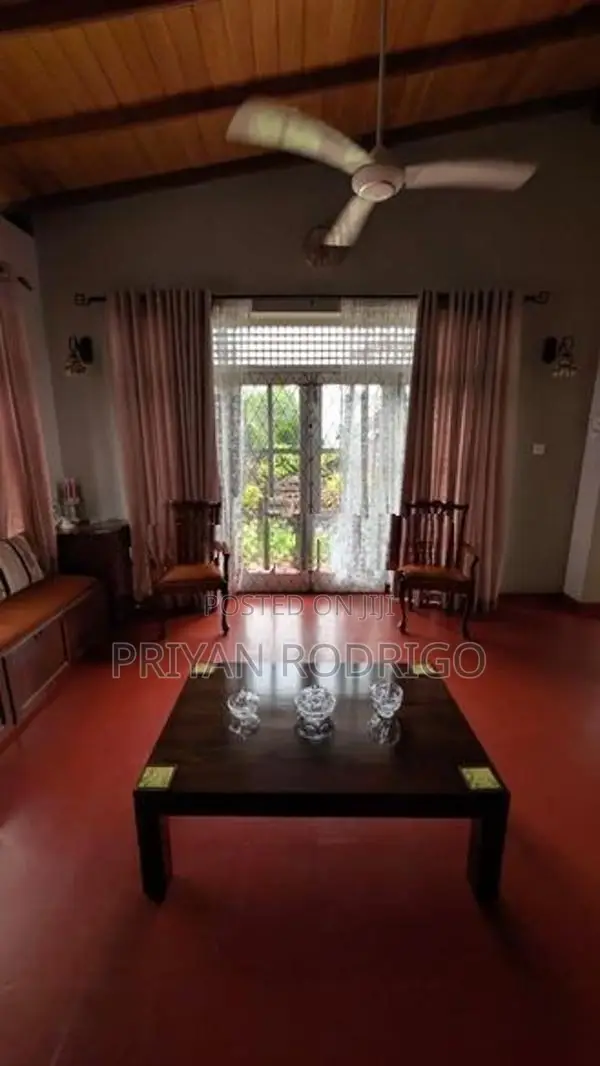 Nugegoda 14 Perch valuable Land with a 03 BedRoom Livable House for Sa