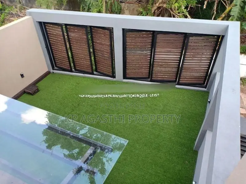 Luxury House for Sale in Colombo 5