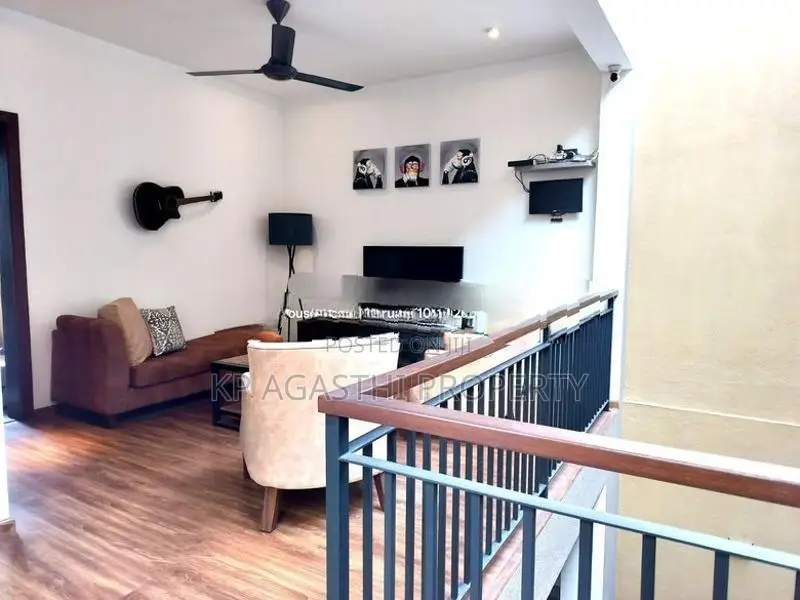 Luxury House for Sale in Colombo 5
