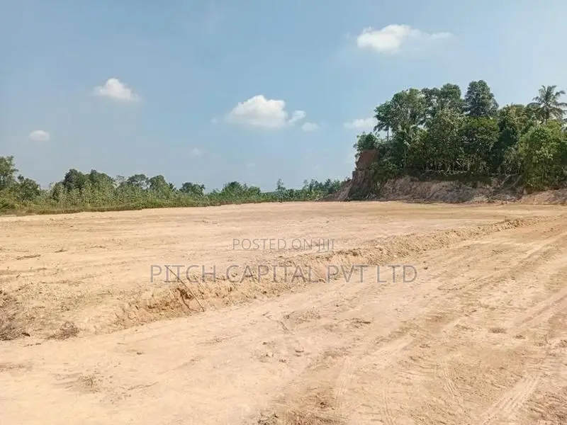 හෝමාගම ආටිගලින් පදිංචියට සුදුසු වටිනා ඉඩමක්.