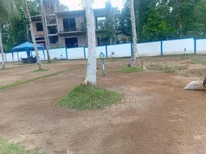 අතුරුගිරිය නගරයෙන් වටිනා බිම් කොටසක්