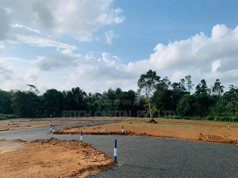 Land for Sale Meegoda