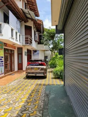 Maharagama, 3 Storey Fully Furnished A/C House for Rent (MG1365)