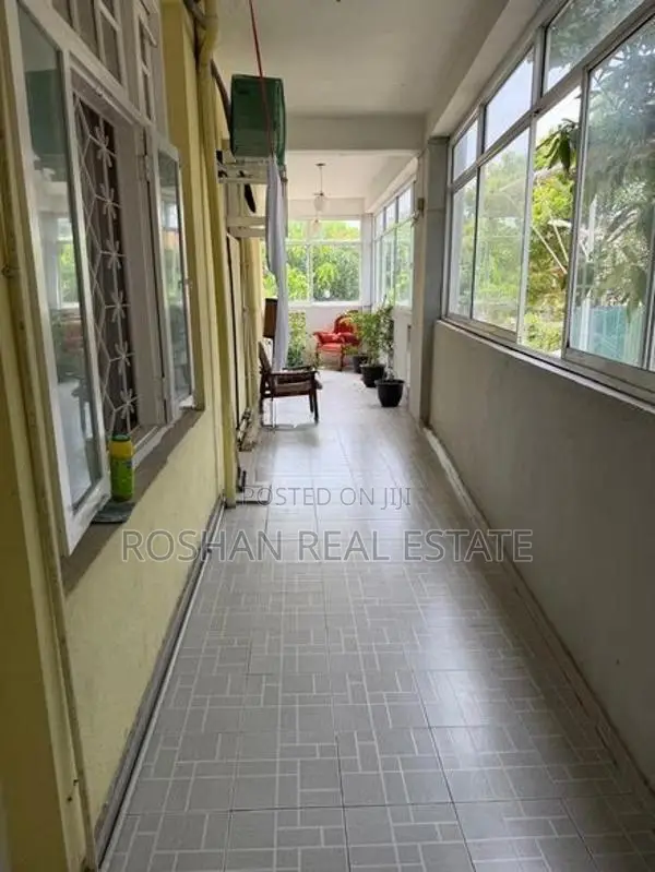 MODERN HOUSE FOR RENT COLOMBO 4 SH2730