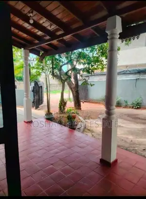 COMMERCIAL PROPERTY FOR RENT COLOMBO 6 AB2732