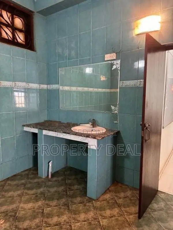 2 Storey Upstairs Building For Rent in Rajagiriya - PDC107