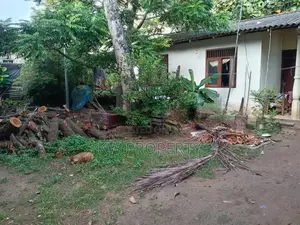 Land for sale in baththaramulla