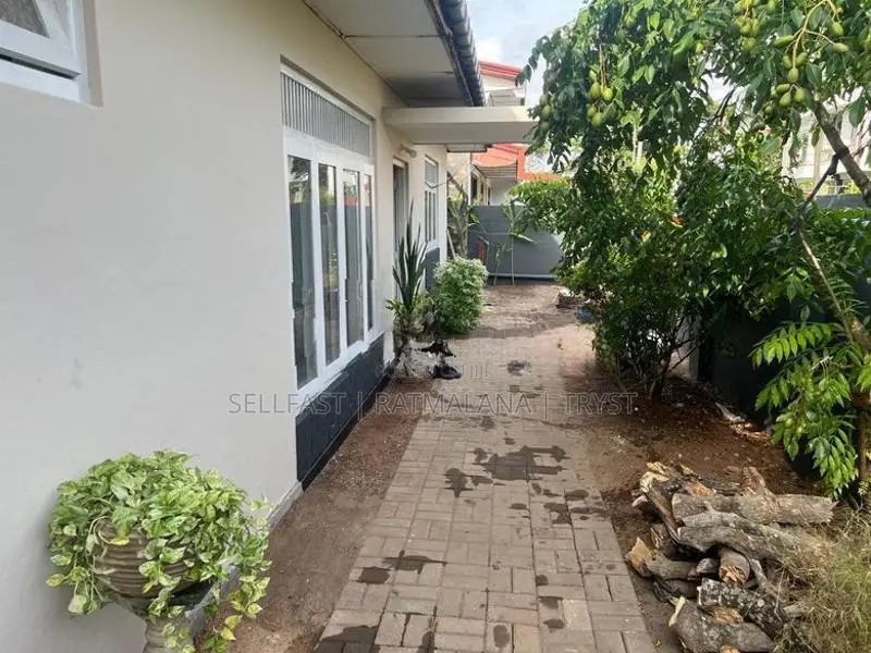 Room for rent Katubedda ( boys)