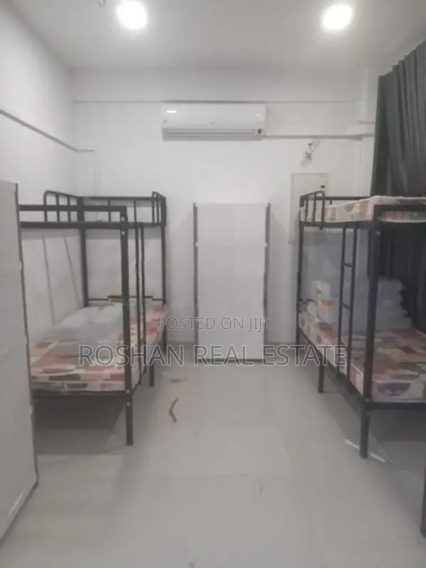 THREE STORIED COMMERCIAL BUILDING FOR RENT COLOMBO 2 CH2741