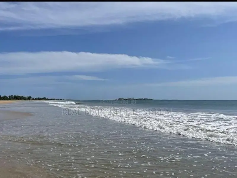 VAKARAI : 9.5-ACRE PRIME BEACHFRONT LAND FOR SALE